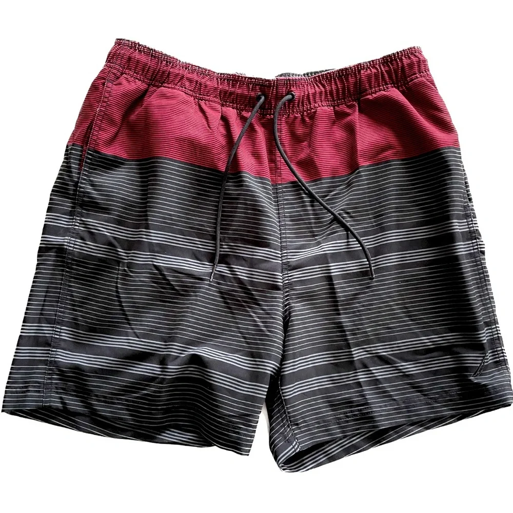 😎 NWOT Men’s Large Nautica Swim trunks with one back & two side pockets